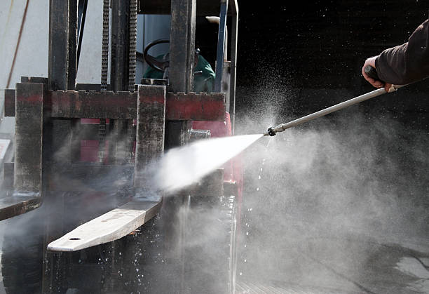 Why Choose Our Certified Pressure Washing Experts for Your Project Needs in Lamesa, TX?